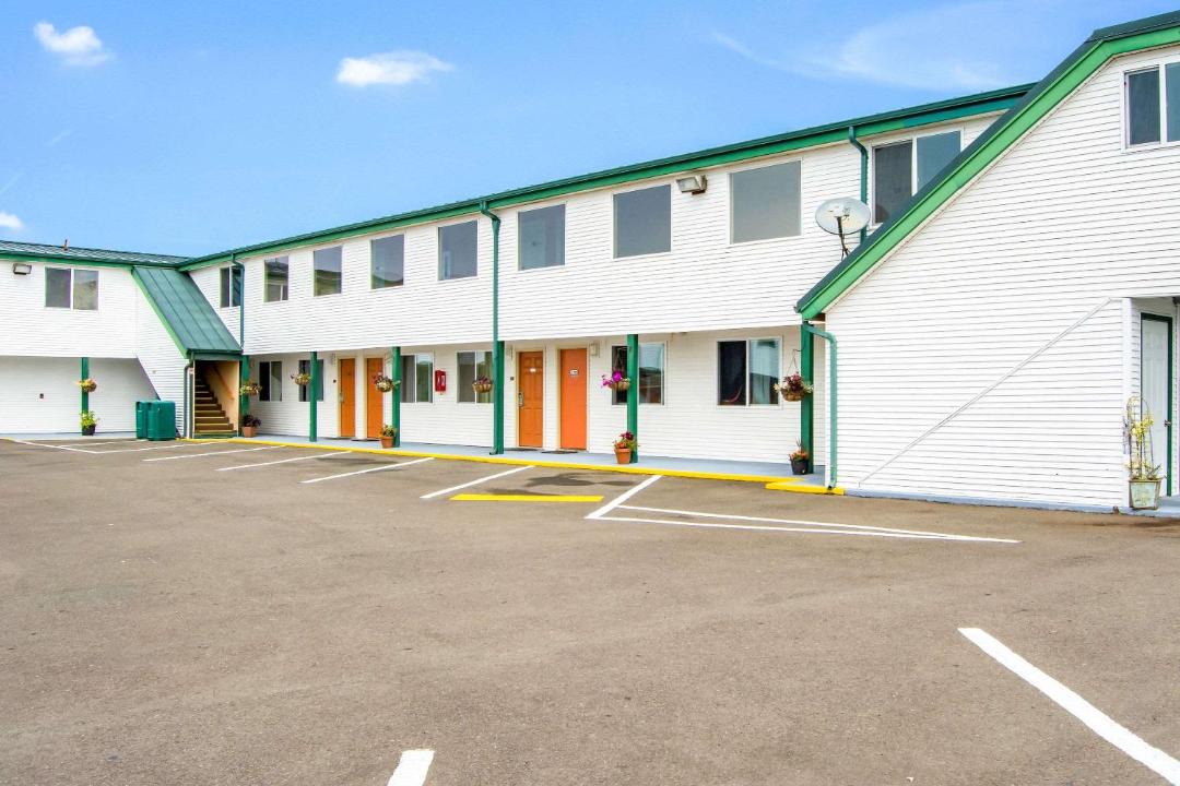 Photo of Others in Newport