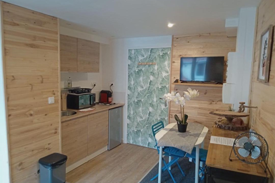 Photo of Others in Palaiseau