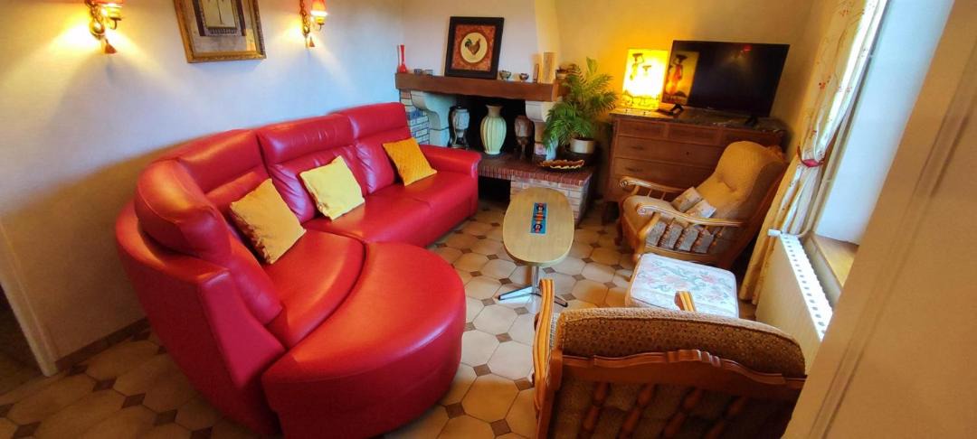 Photo of Others in Seuil