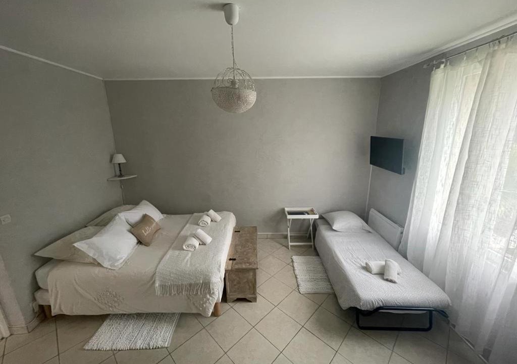 Photo of Bedroom in Pruille-l'Eguille