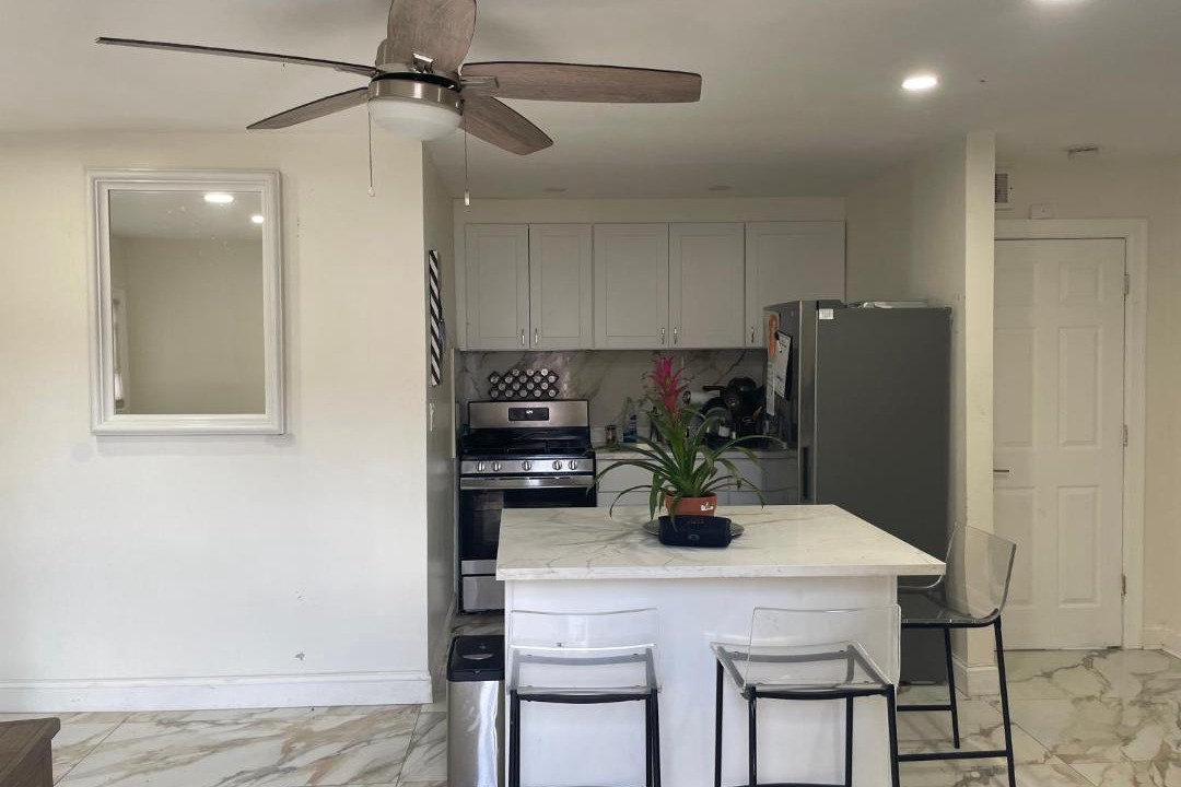 Photo of Others in Copiague