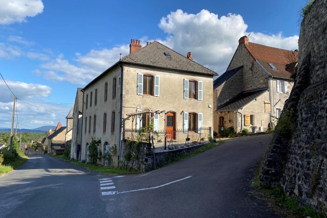 Photo of Buildings in Saint-Leger-sous-Beuvray