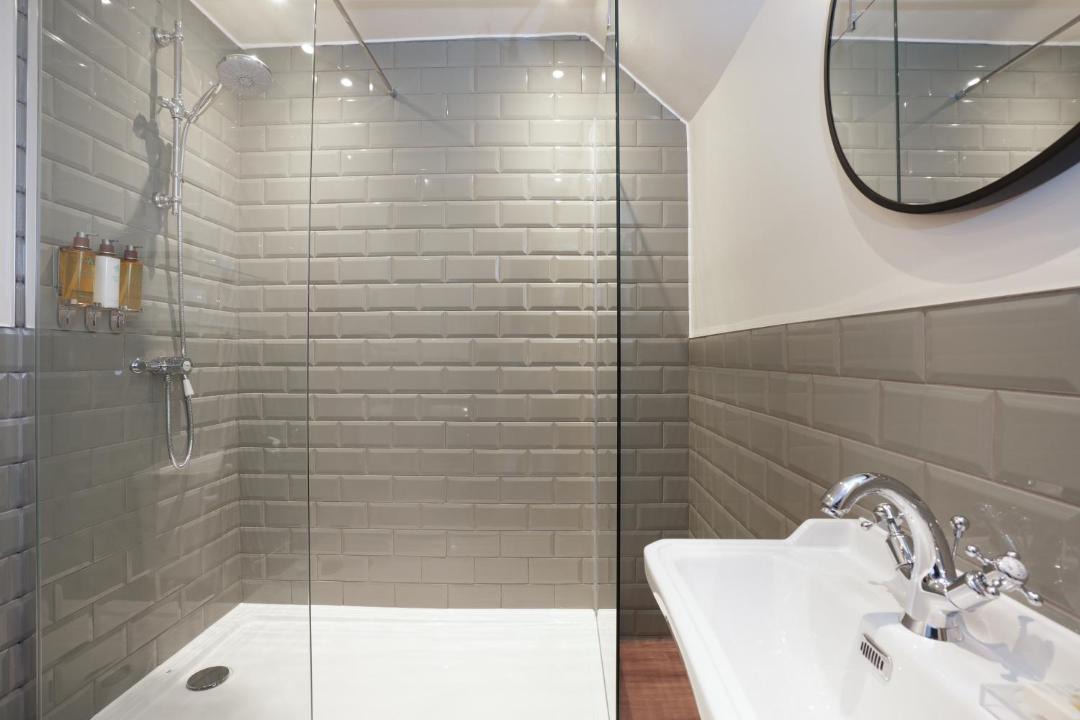 Photo of Bathroom in Hollingbourne