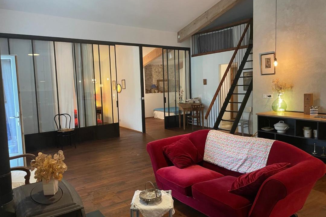 Photo of Livingroom in Cenne-Monestias