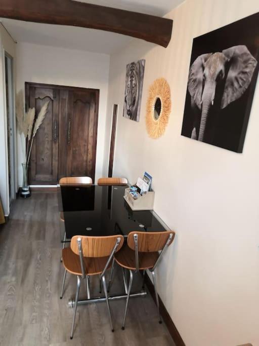 Photo of Livingroom in Saint-Germain-du-Val