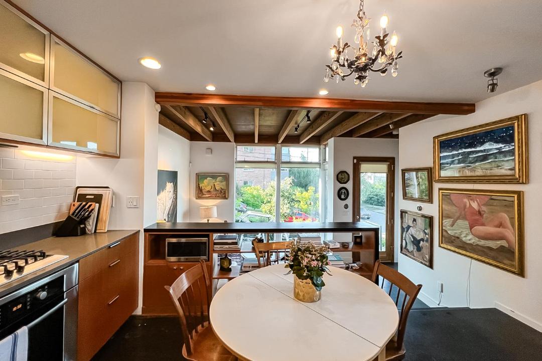 Photo of Others in Mann