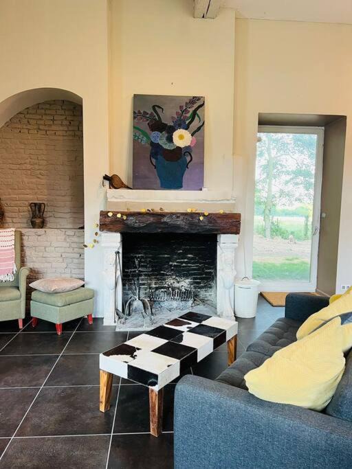 Photo of Livingroom in Humieres