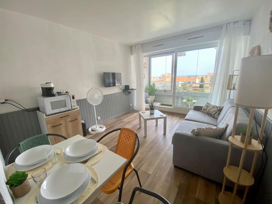 Photo of Livingroom in Carnon-Plage