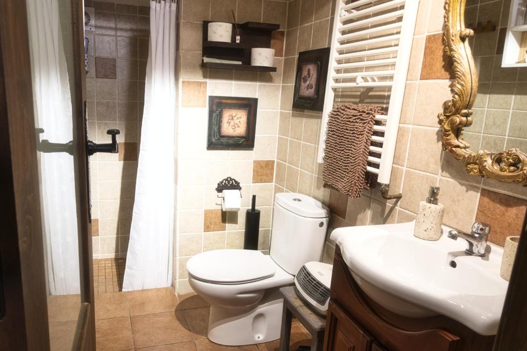 Photo of Bathroom in Arnes