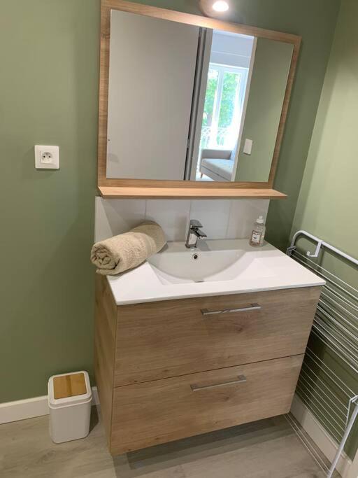 Photo of Bathroom in Peyriac-de-Mer