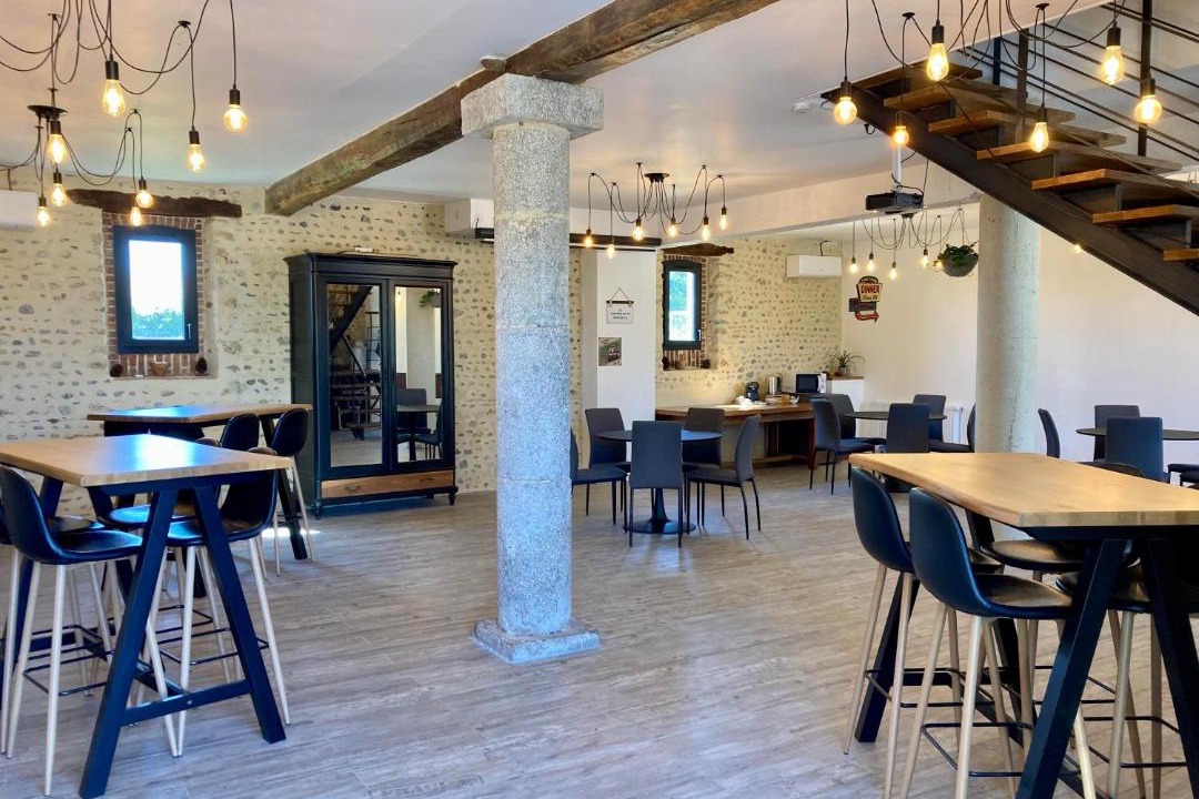 Photo of Others in Arsague