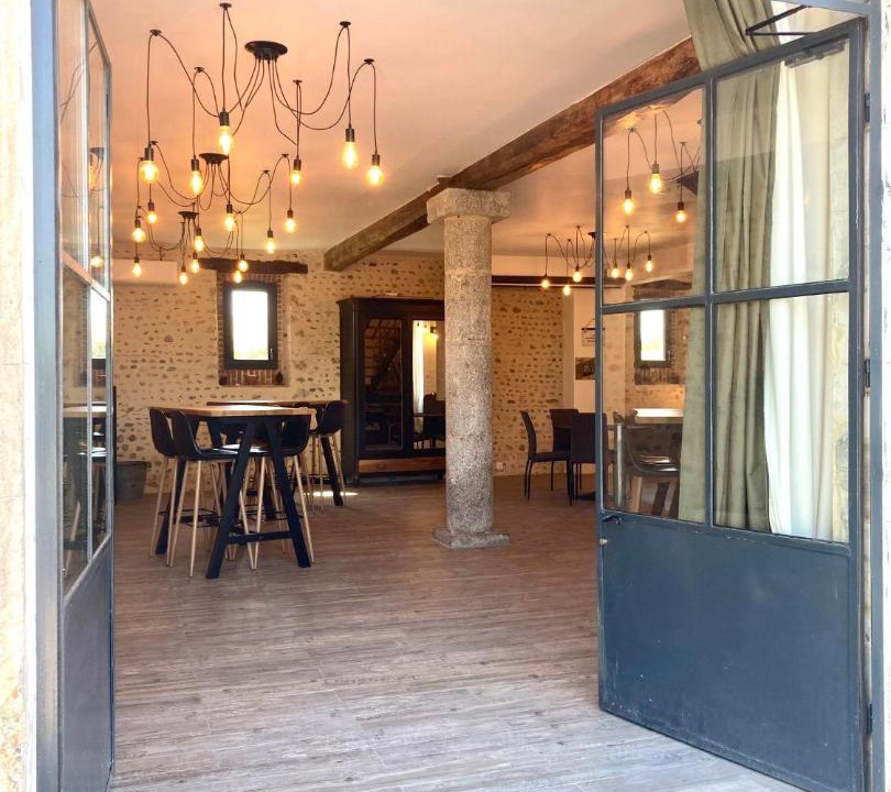 Photo of Others in Arsague