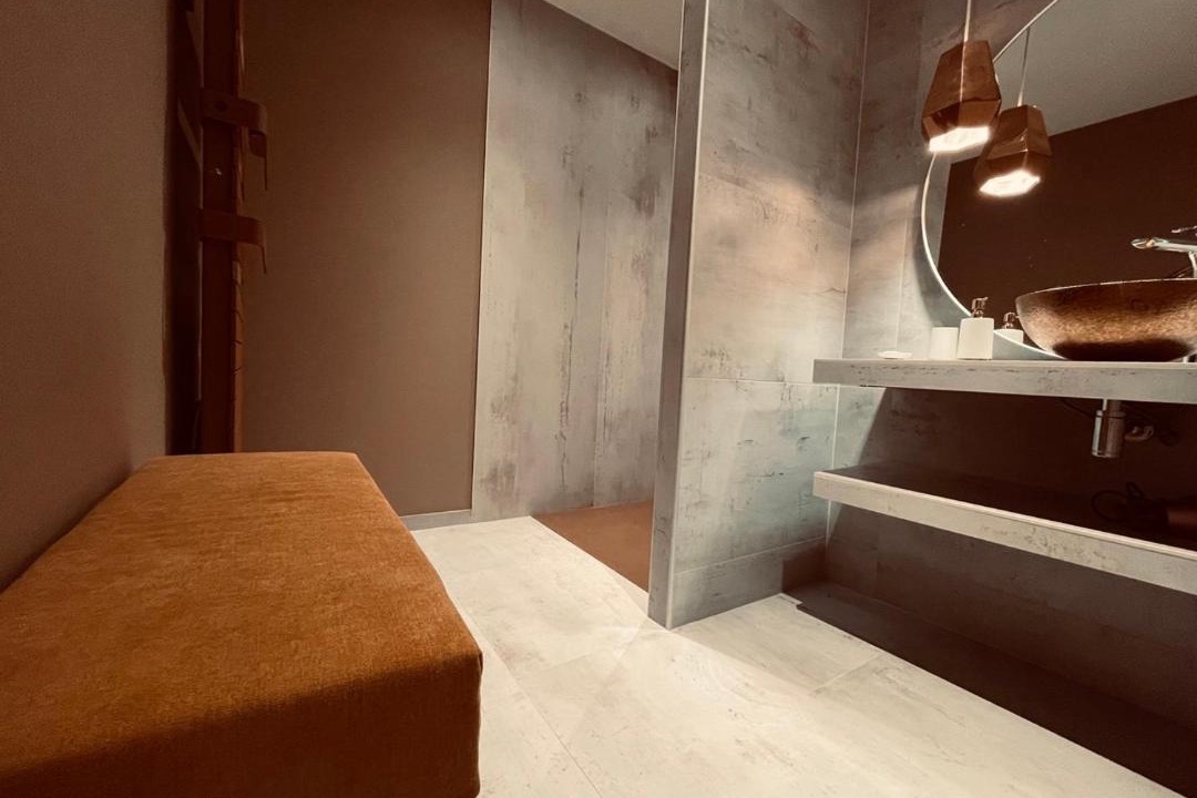 Photo of Others in Artaix