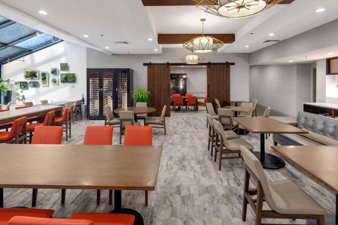 Photo of Others in Oak Lawn