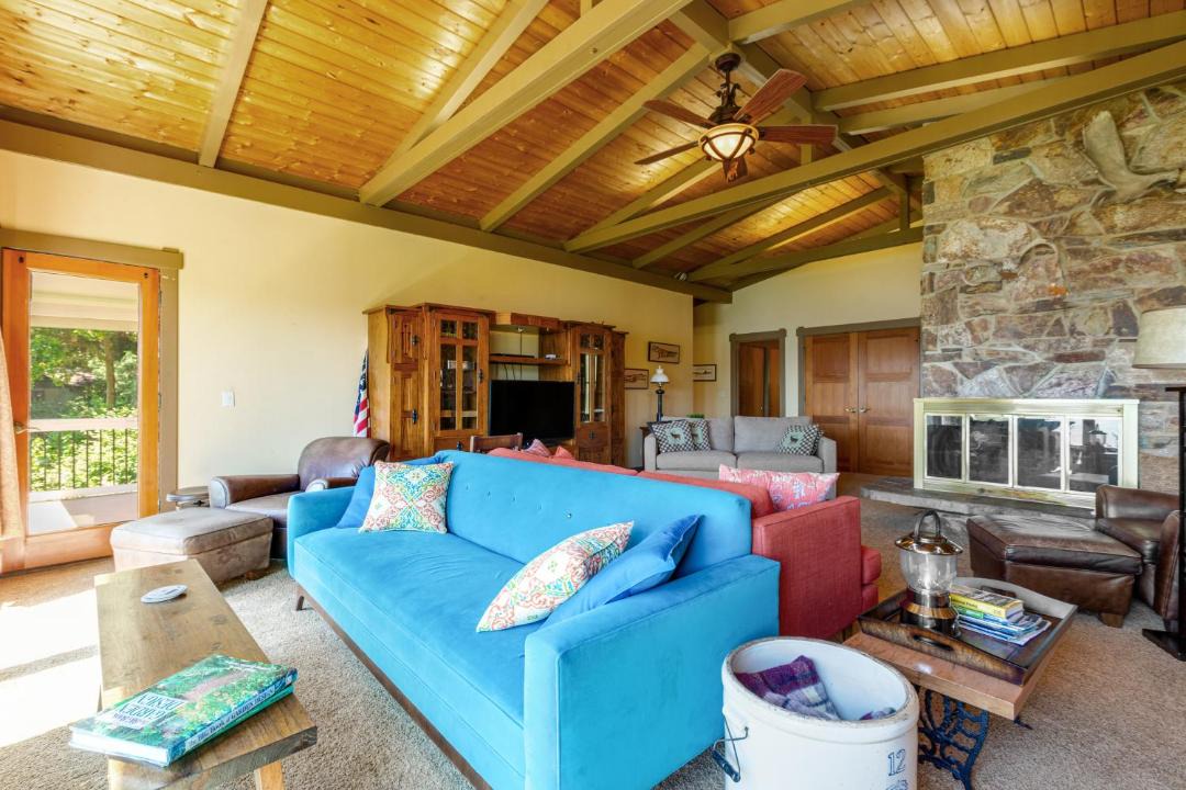 Photo of Others in Eldon