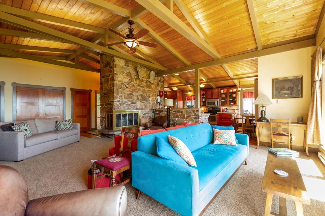 Photo of Others in Eldon