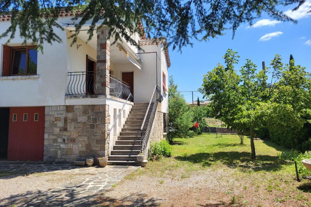 Photo of Others in Les Vans