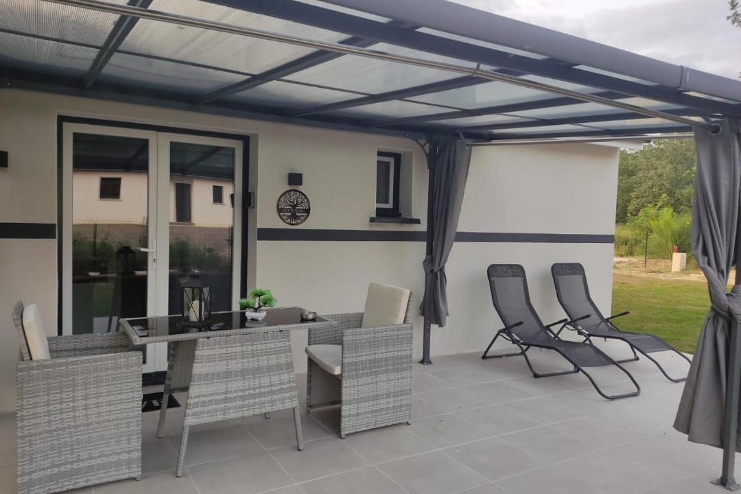 Photo of Others in Brocas