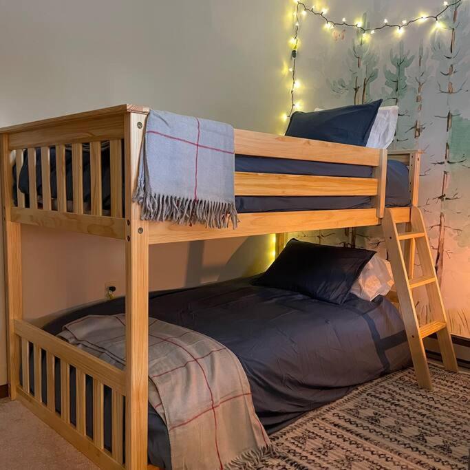 Photo of Others in Lake Harmony