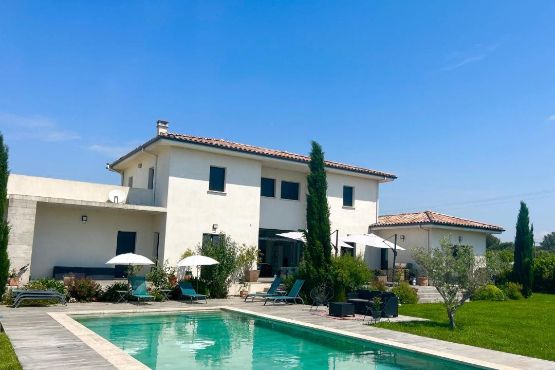 Photo of Outdoor in Arles