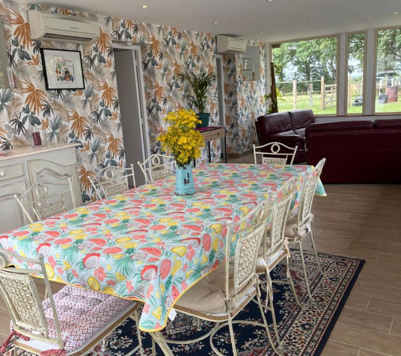 Photo of Livingroom in Saint-Ouen-des-Vallons