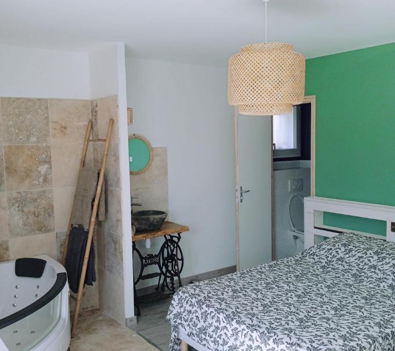 Photo of Others in Allex