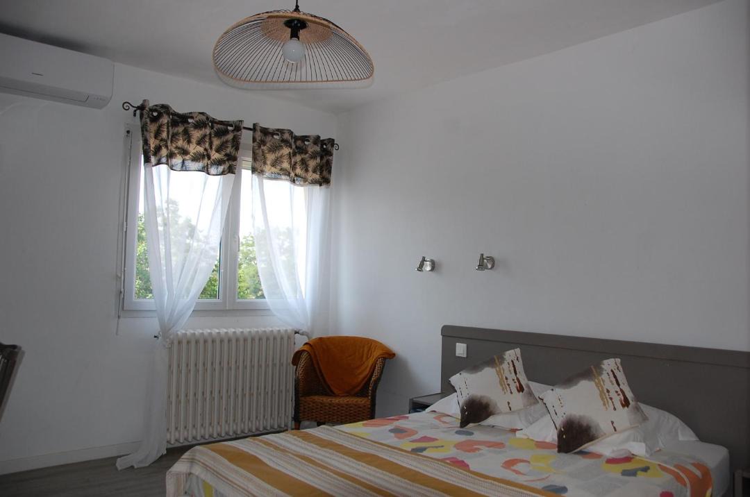 Photo of Bedroom in Bourbon-Lancy