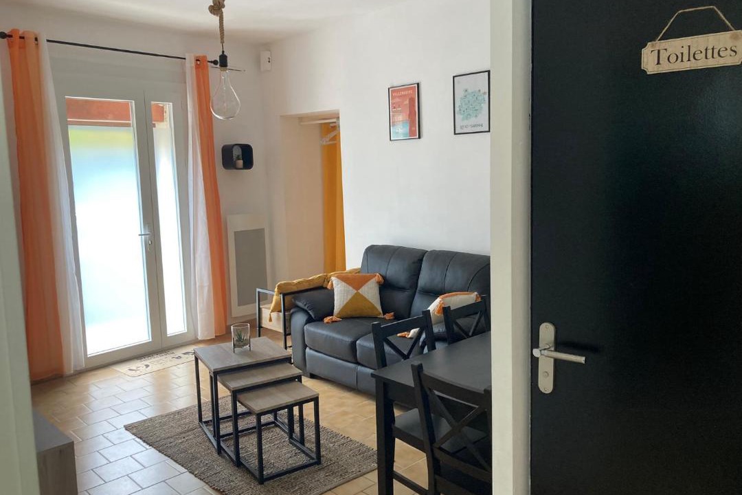 Photo of Livingroom in Pont-du-Casse
