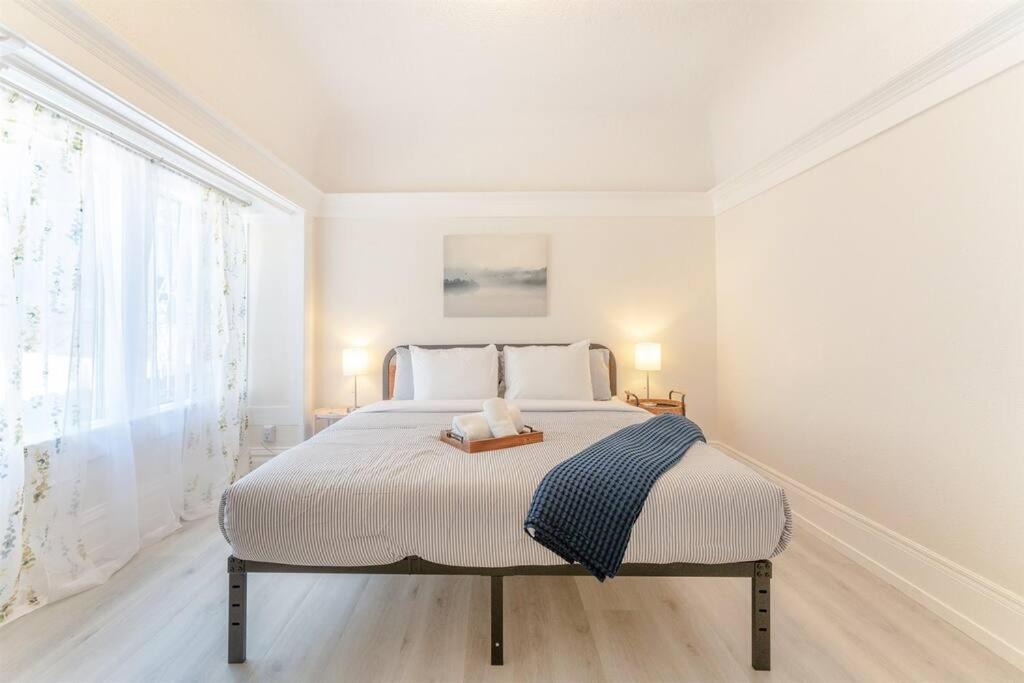 Photo of Bedroom in Mosswood