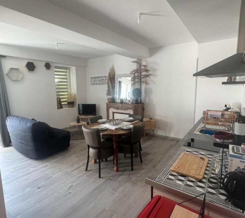 Photo of Livingroom in Serrieres