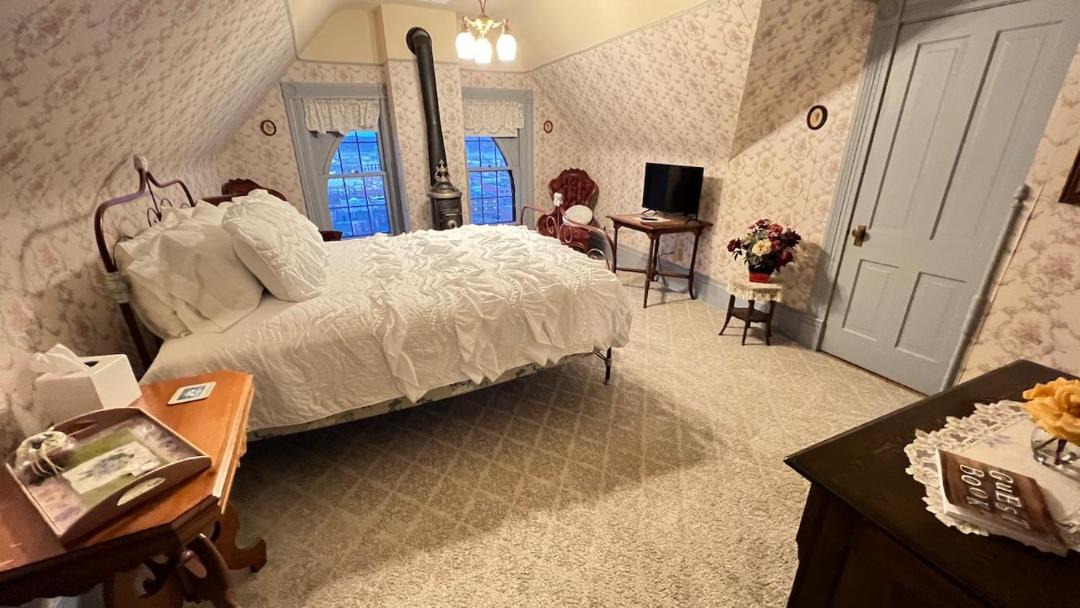 Photo of Bedroom in Dubuque