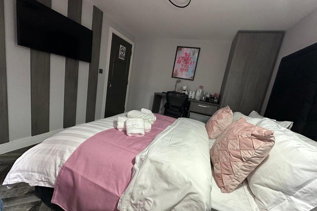 Photo of Bedroom in Oldbury