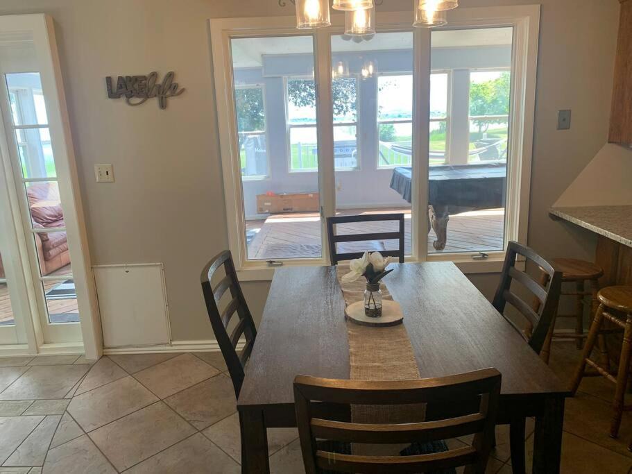 Photo of Others in Springfield