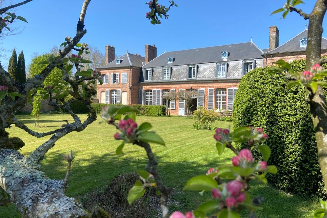 Photo of Others in Aigneville