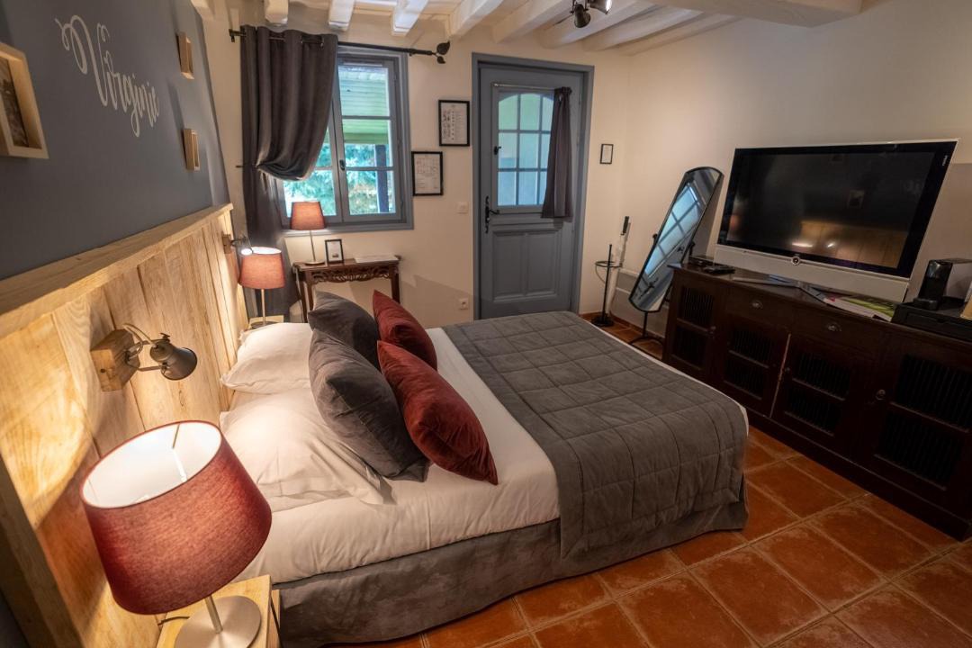 Photo of Others in Pont-l'Eveque