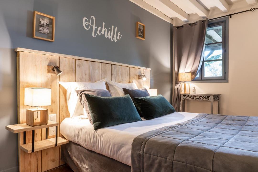 Photo of Others in Pont-l'Eveque