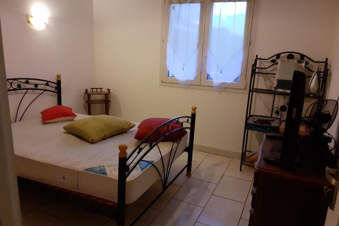 Photo of Others in Pia