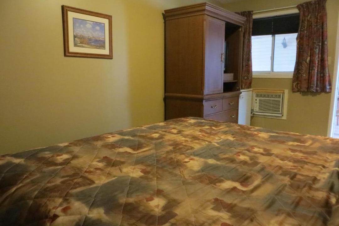 Photo of Bedroom in Wasaga Beach