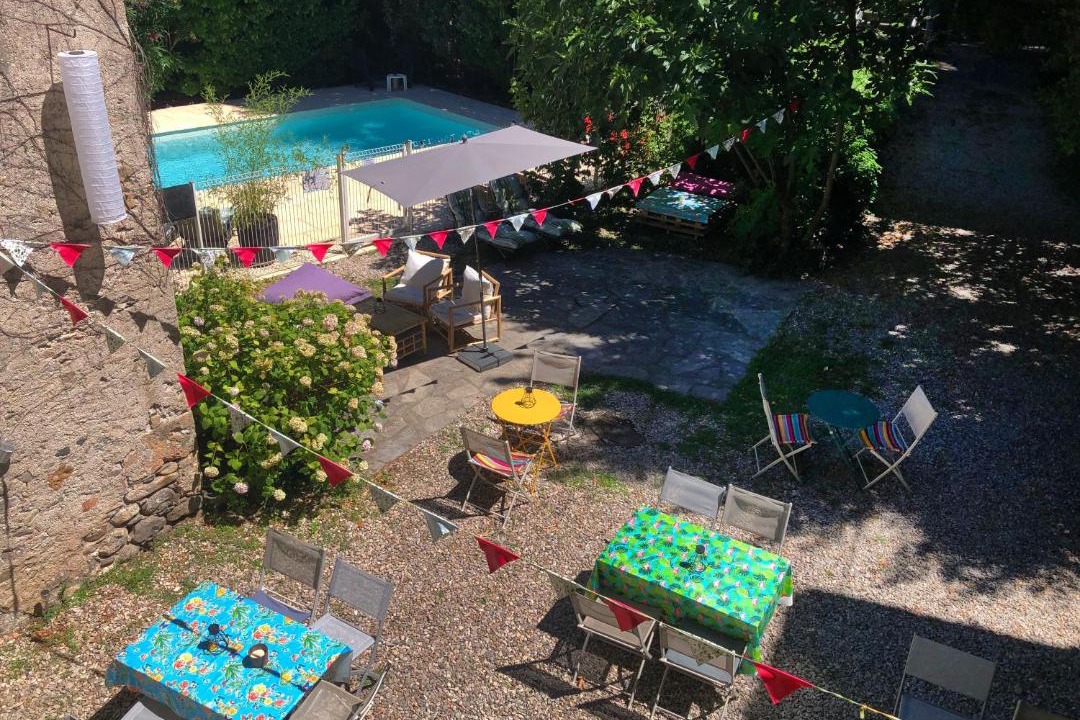 Photo of Others in Aveze