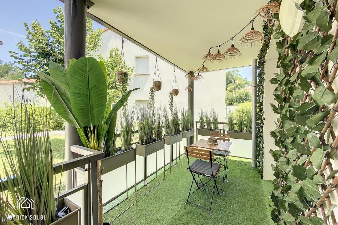 Photo of Patio Balcony in Pont des Demoiselles-Montaudran-La Terrasse