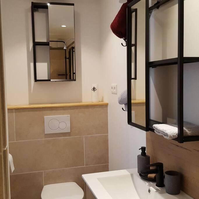 Photo of Bathroom in Gravieres