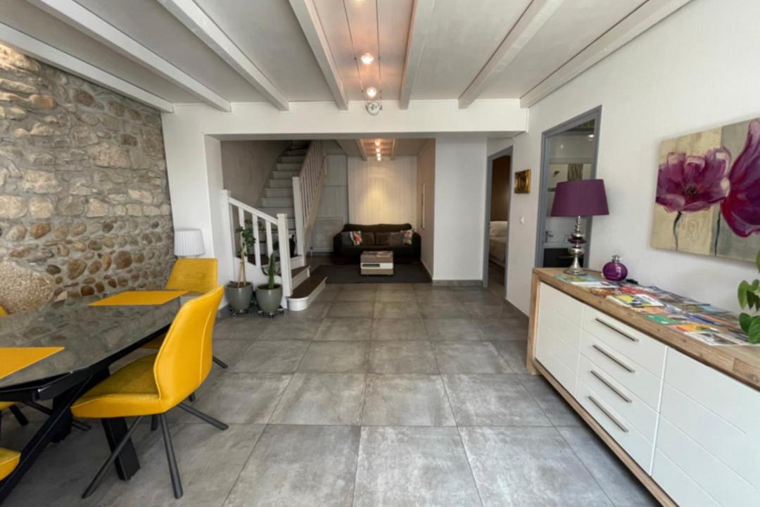 Photo of Others in Charmes-sur-Rhone