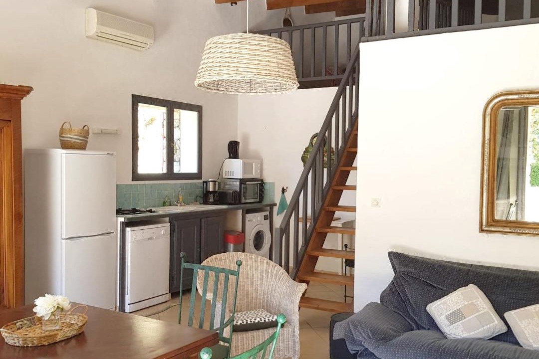 Photo of Livingroom in Saint-Julien-de-la-Nef