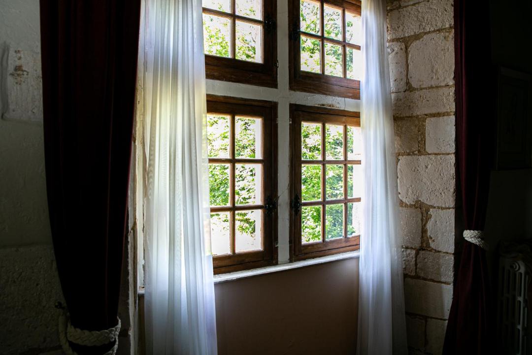 Photo of Others in Perreuse