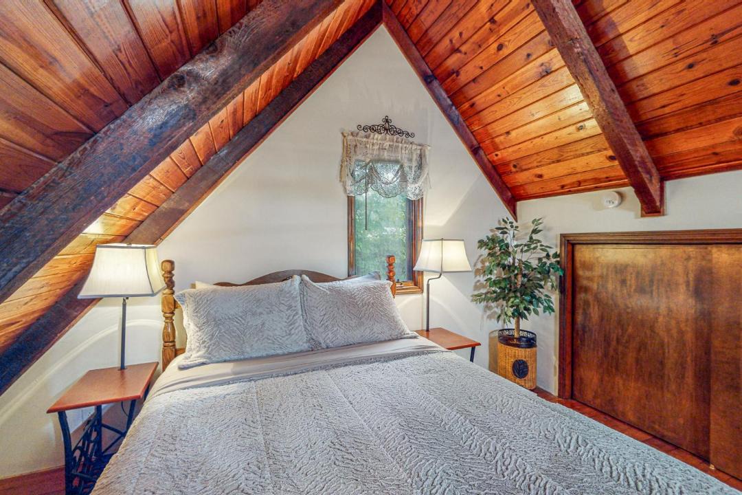Photo of Bedroom in Beaver Shores