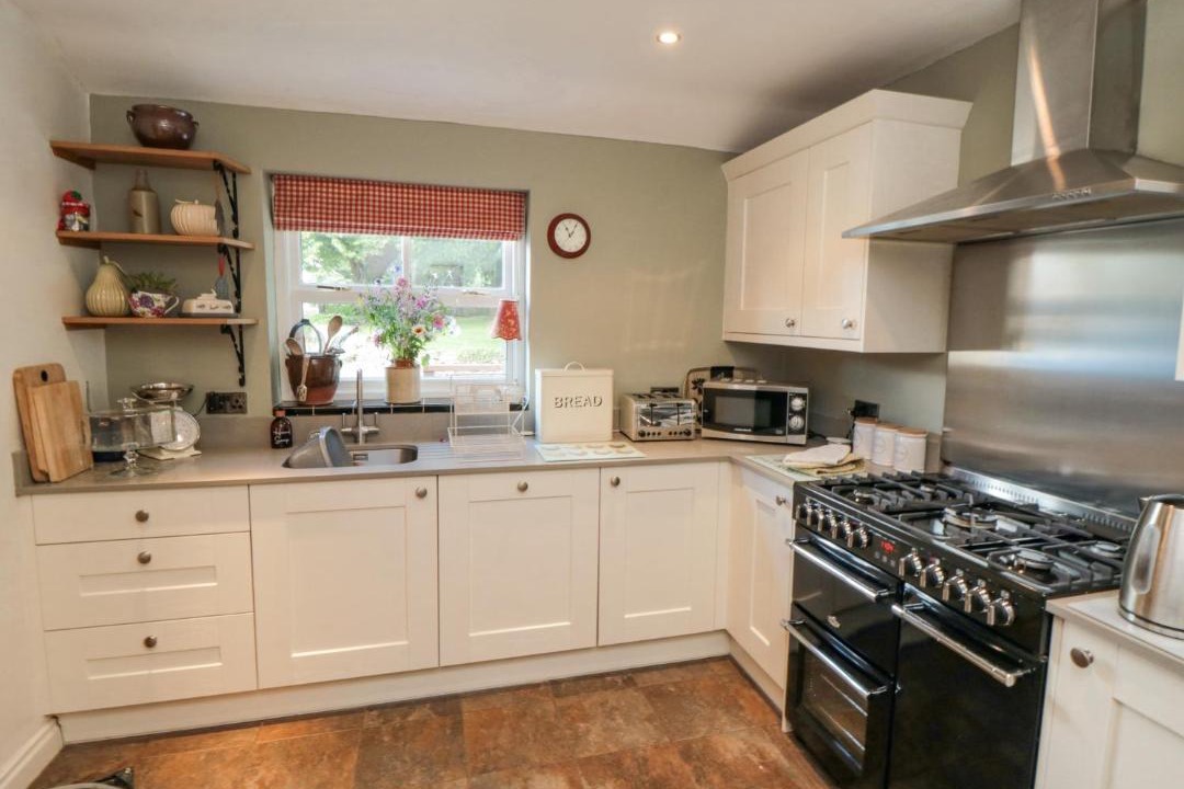 Photo of Kitchen in Potter Brompton