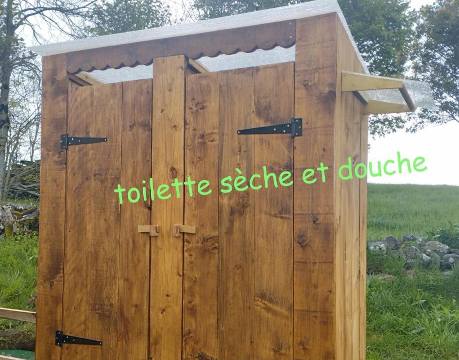 Photo of Buildings in Saint-Saturnin