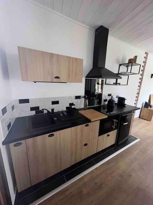 Photo of Kitchen in Charleville-Mezieres