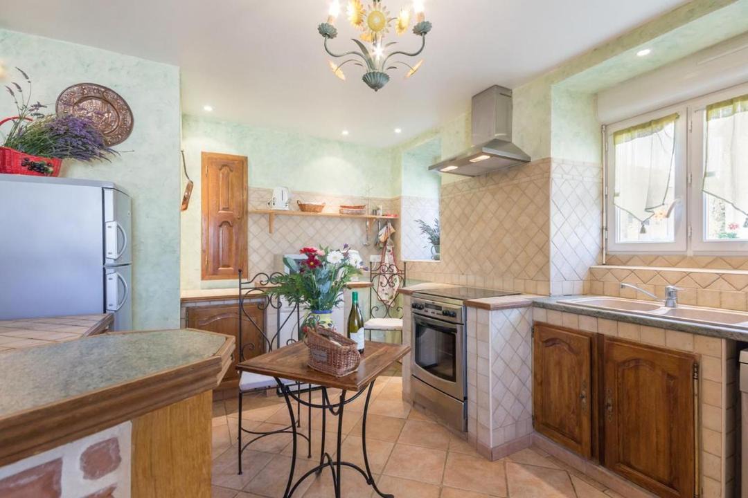 Photo of Livingroom in Auxant