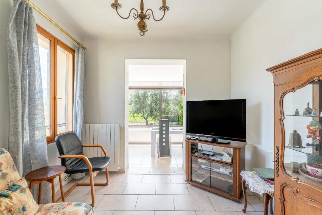 Photo of Others in Faucon